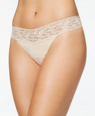 Shop Gucci Organic Cotton Low-rise Lace Thong 891581 In Chai- Nude 01