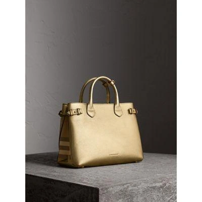 Burberry The Medium Banner In Leather And House Check In Gold