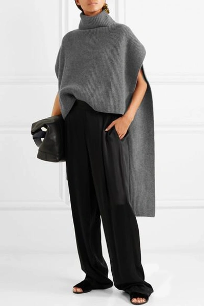 Shop Rosetta Getty Oversized Ribbed Cashmere Turtleneck Poncho In Charcoal