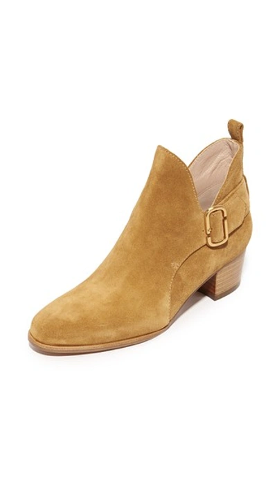 Marc Jacobs Ginger Interlock Ankle Booties In Camel