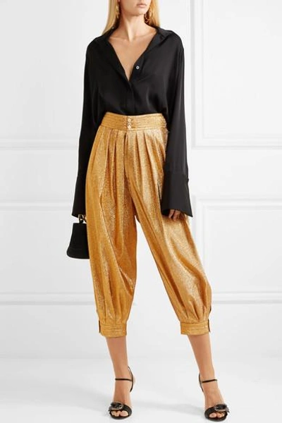 Shop Gucci Cropped Textured-lamé Tapered Pants In Gold
