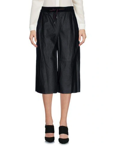 Shop Ottod'ame 3/4-length Shorts In Black