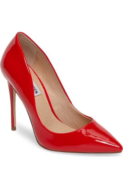 Steve Madden Daisie Patent Leather Courts In Red-patent Synthetic