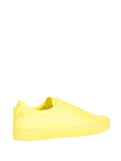 Shop Givenchy Sneakers In Giallo