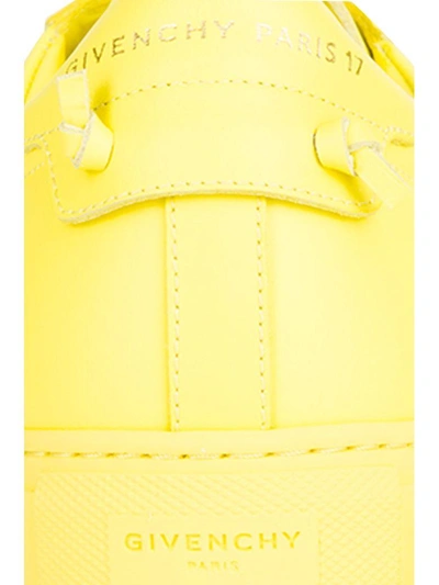 Shop Givenchy Sneakers In Giallo