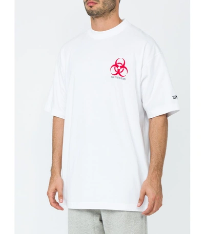 Shop Vetements White Volunteer T-shirt