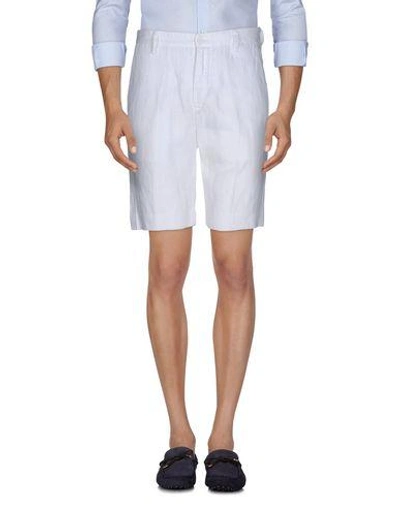 Shop Italia Independent Shorts In White