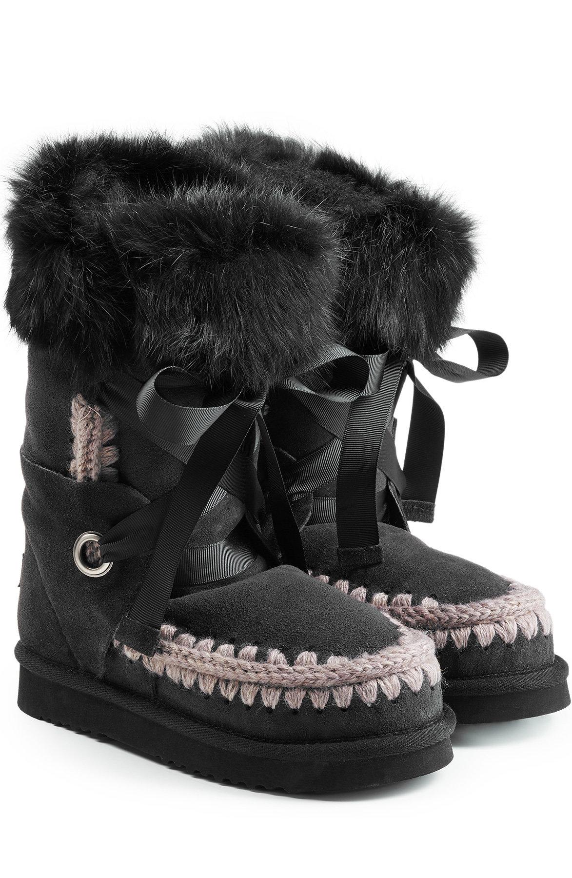 black sheepskin boots