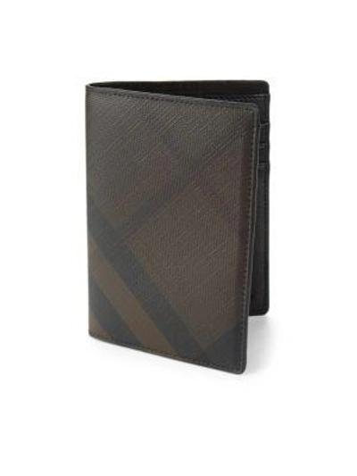 Shop Burberry Kirtley Card Case In Chocolate