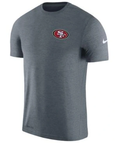 Shop Nike Men's San Francisco 49ers Coaches T-shirt In Heather Charcoal