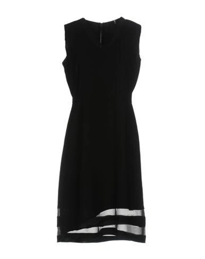 Shop Elie Tahari In Black