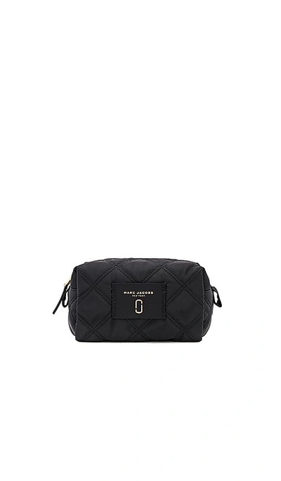 Shop Marc Jacobs Knot Large Cosmetic Bag In Black