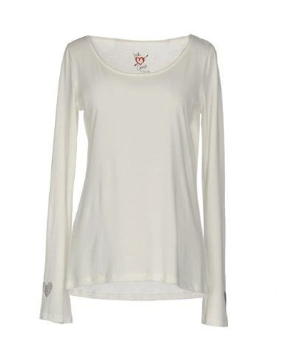 Shop Grace T-shirt In White
