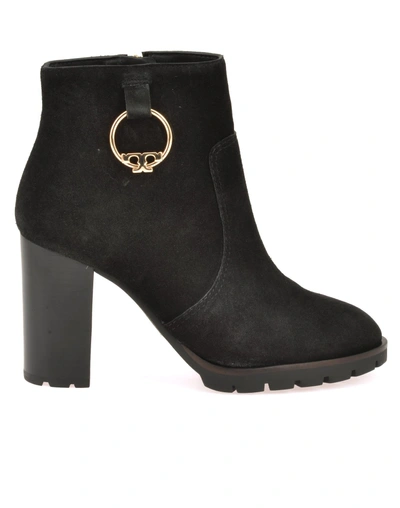 Shop Tory Burch Leather Ankle Boot In Black