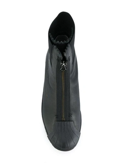 Shop Yohji Yamamoto Embossed Zipped Sneakers - Black
