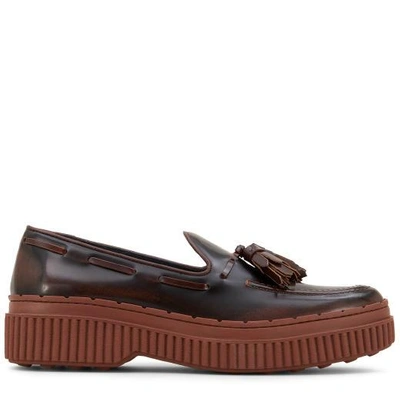 Shop Tod's Moccasin In Leather In Burgundy