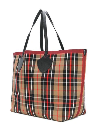 Shop Burberry The Giant Reversible Tote In Tartan Cotton In Neutrals