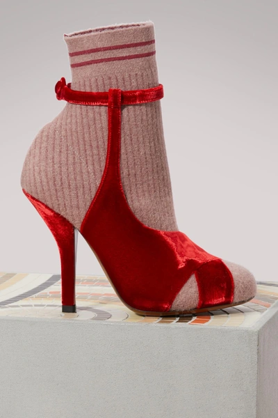 Shop Fendi Socks-sandals In Rosso+blossom Granat