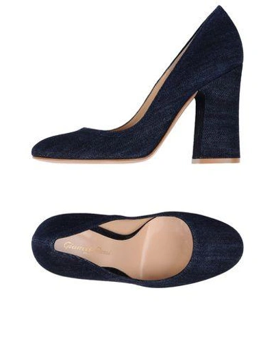 Shop Gianvito Rossi Pump In Dark Blue