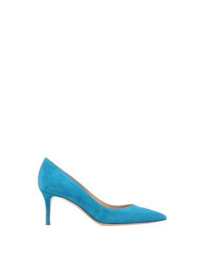 Shop Gianvito Rossi Pump In Turquoise