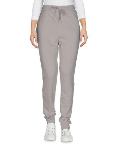 Shop Alexander Wang T Casual Pants In Light Grey