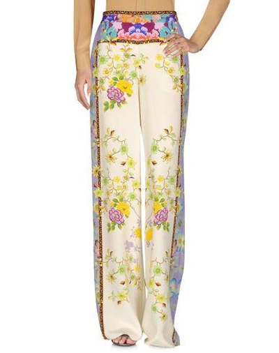 Shop Etro Casual Pants In Ivory