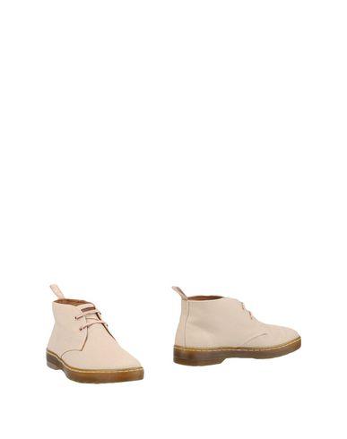 dr martens boots beige