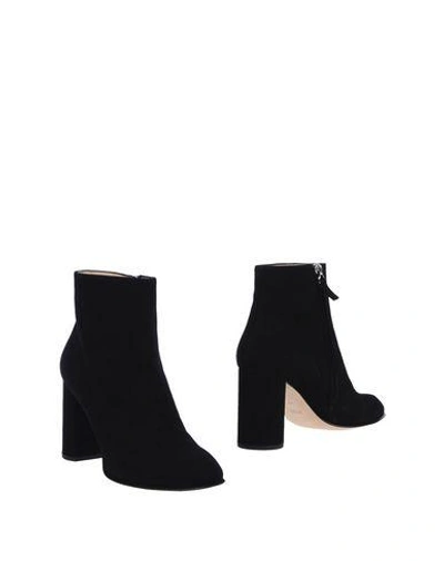 Shop Antonio Barbato Ankle Boot In Black