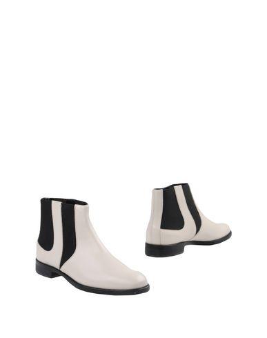 pollini chelsea boots