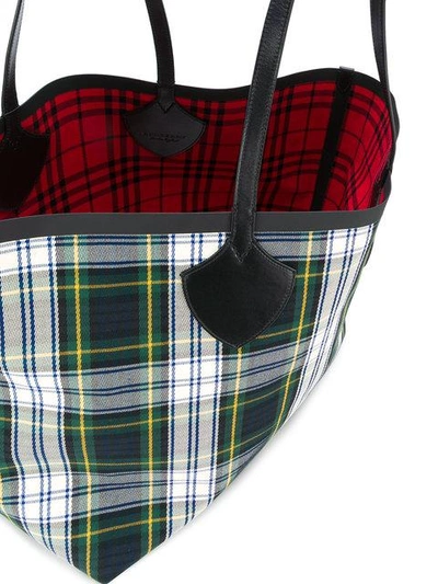 Shop Burberry Giant Reversible Tote In Tartan Cotton In Black