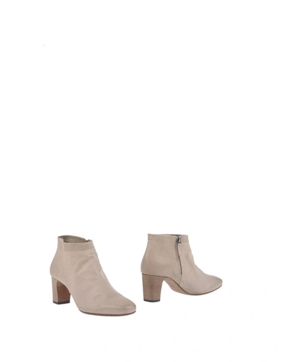 Laboratorigarbo Ankle Boots In Sand | ModeSens