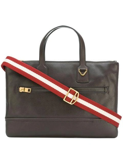 zipped briefcase