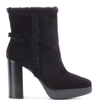 Shop Tod's Shearling-lined Suede Ankle Boots In Black