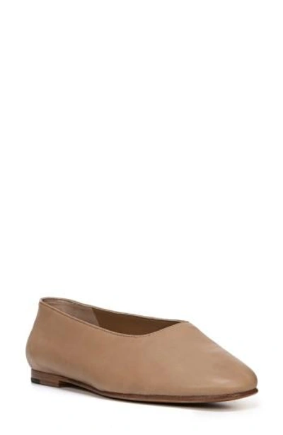 Shop Vince 'maxwell' Flat In Sand Leather