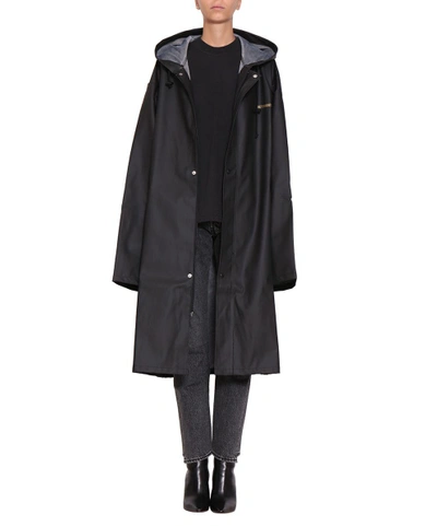 Shop Vetements Logo Rain Coat In Nero