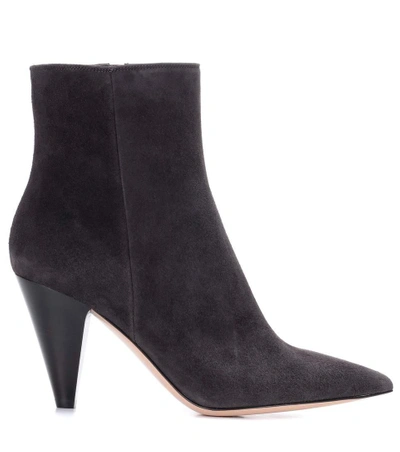Shop Gianvito Rossi Exclusive To Mytheresa.com - Kay Suede Ankle Boots In Grey