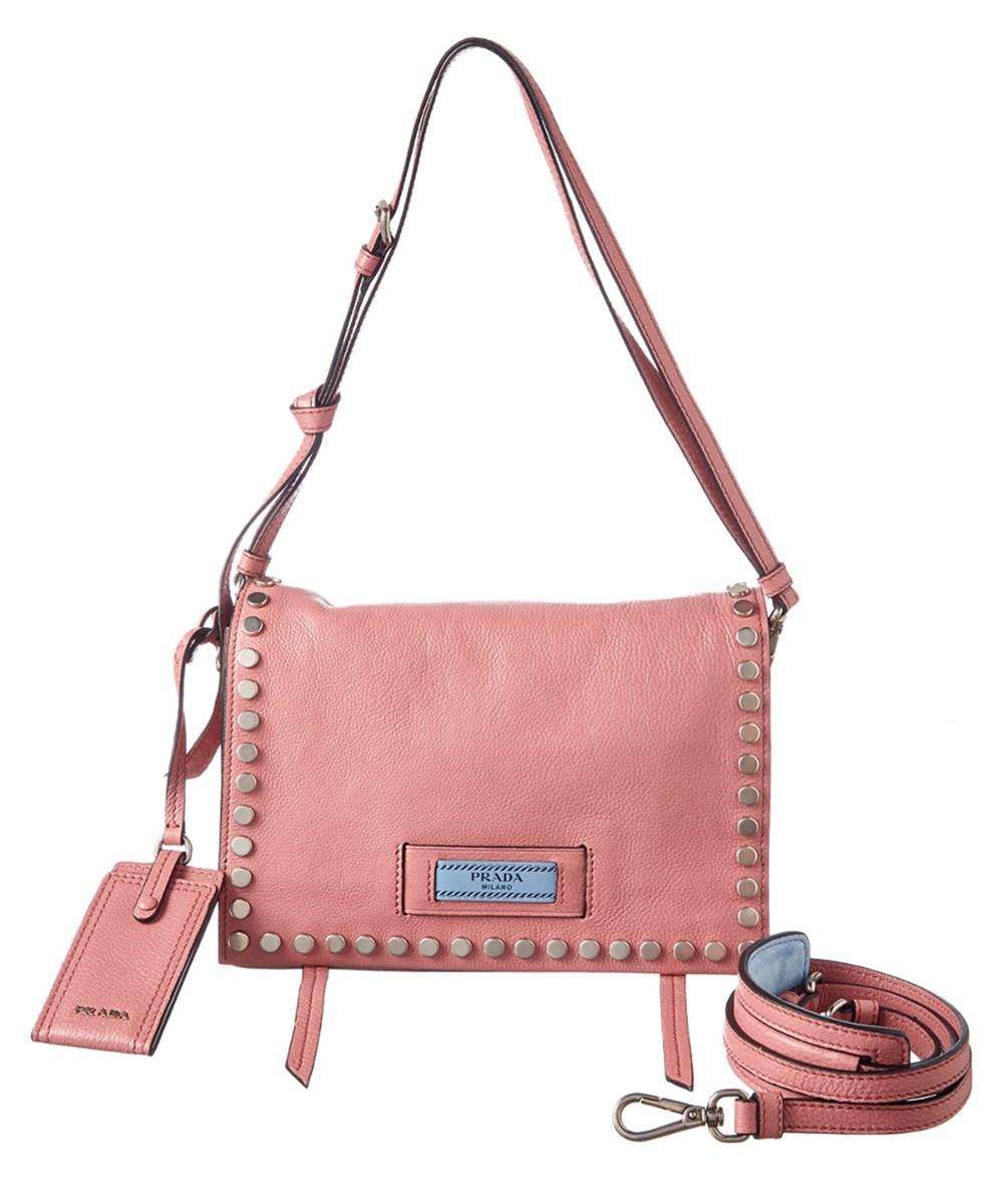 etiquette prada bag