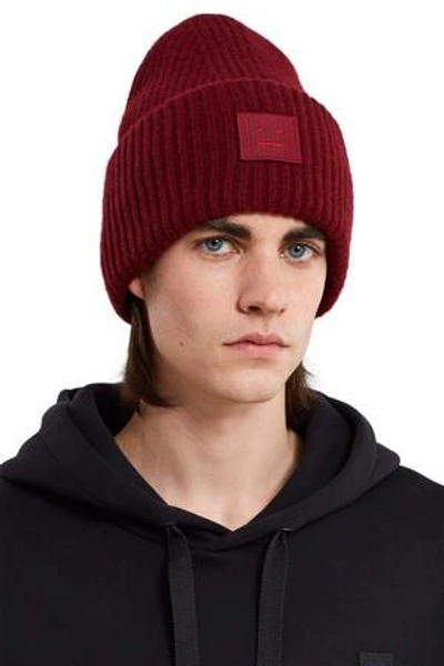 Acne Studios // Burgundy Knit Pansy Face Beanie – VSP, 41% OFF