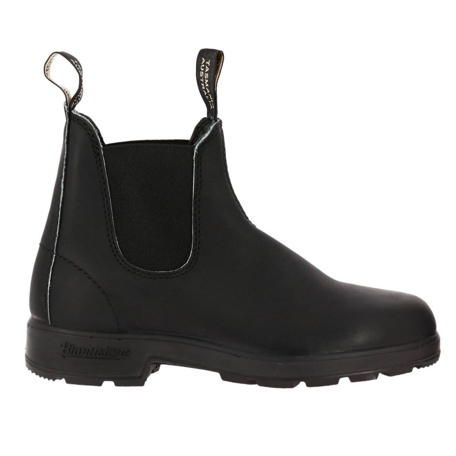 blundstone square toe