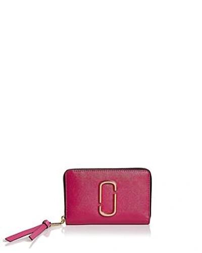 Shop Marc Jacobs Snapshot Standard Small Leather Wallet In Hibiscus Multi/gold