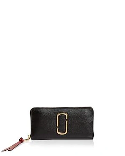 Shop Marc Jacobs Snapshot Standard Leather Continental Wallet In Black/chianti/gold