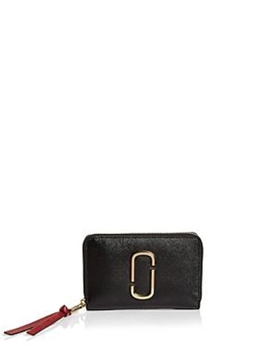 Shop Marc Jacobs Snapshot Standard Small Leather Wallet In Black/chianti/gold