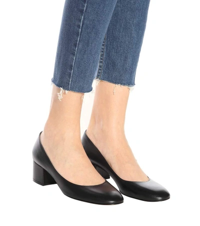 Shop Gianvito Rossi Exclusive To Mytheresa.com - Linda 45 Leather Pumps In Black