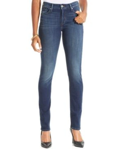 Shop Levi's Mid-rise Skinny Jeans In Luck Out West