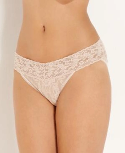 Shop Hanky Panky Signature Lace Vikini 482374 In Chai- Nude 01