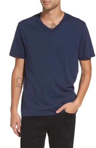 Shop Vince Regular Fit V-neck T-shirt In Starry Night