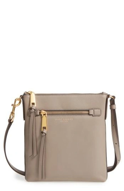Shop Marc Jacobs Recruit North/south Leather Crossbody Bag - Beige In Mink