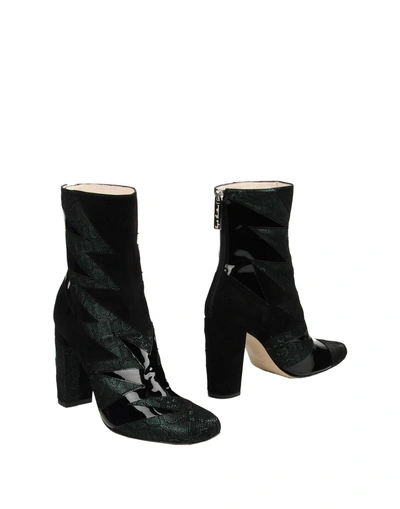 Shop Terry De Havilland Ankle Boot In Black