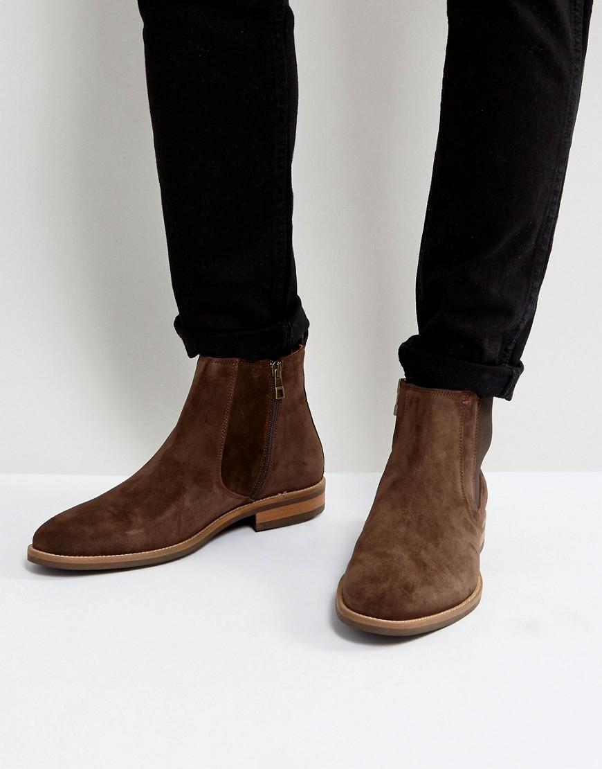 Tommy Hilfiger Daytona Chelsea Boots Suede In Brown - Brown | ModeSens