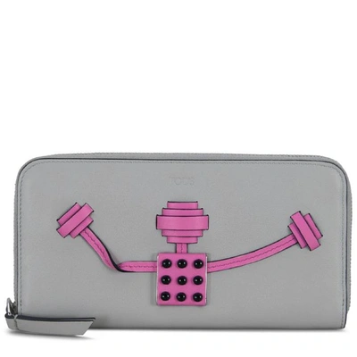 Shop Tod's Leather Wallet In Grey/pink